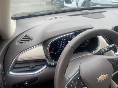 Used 2024 Chevrolet Malibu LT image 34