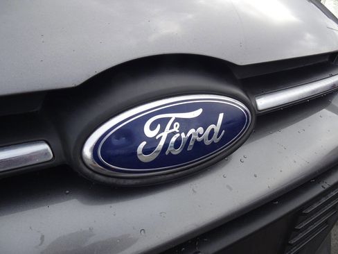 Used 2014 Ford Focus SE image 4