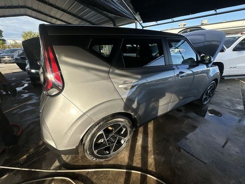 Certified 2023 Kia Soul EX image 22