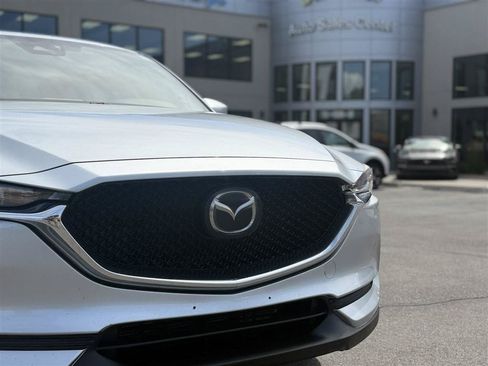 Used 2020 MAZDA CX-5 Touring AWD/4WD image 11