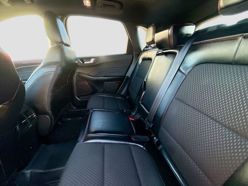 Used 2023 Ford Escape ST-Line w/ Tech Pack #1 AWD/4WD image 28