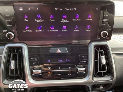 Used 2023 Kia Sorento S FWD image 3