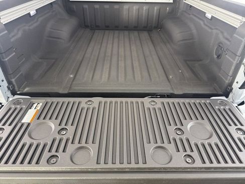 New 2026 Nissan Frontier PRO-4X w/ Pro-4x Convenience Package image 14