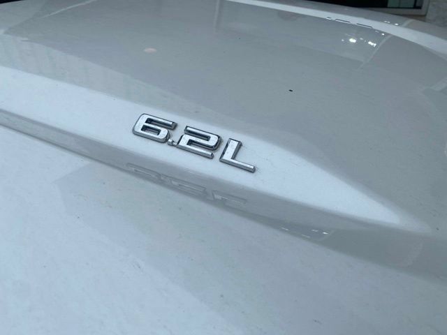 Used 2021 Chevrolet Silverado 1500 High Country w/ Technology Package AWD/4WD image 7