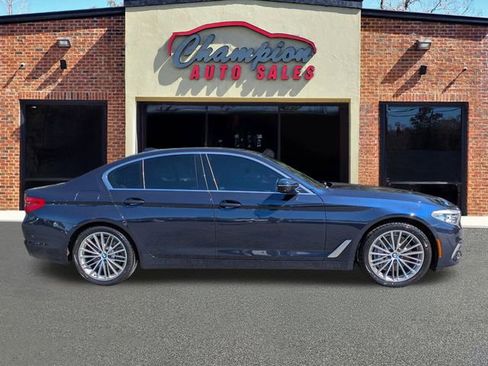 Used 2020 BMW 540i w/ Convenience Package image 4