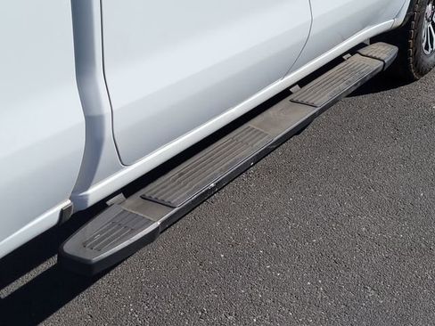 Used 2022 GMC Sierra 1500 AT4 w/ Technology Package image 7