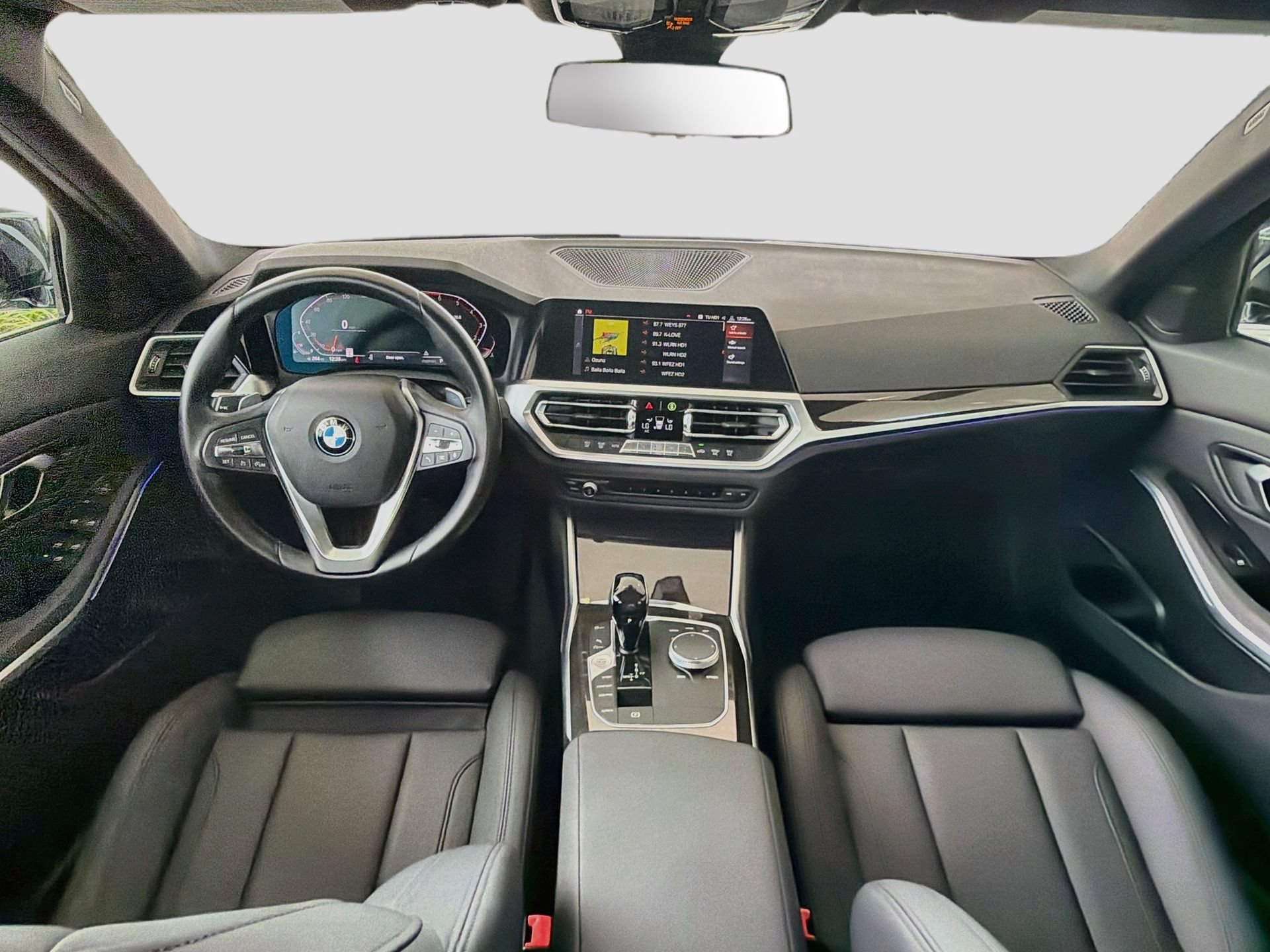 Used 2020 BMW 330i Sedan w/ Driving Assistance Package RWD image 15