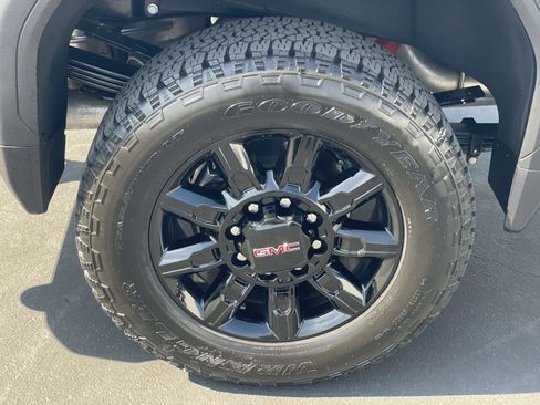 New 2026 GMC Sierra 2500 AT4 w/ AT4 Premium Plus Package image 30