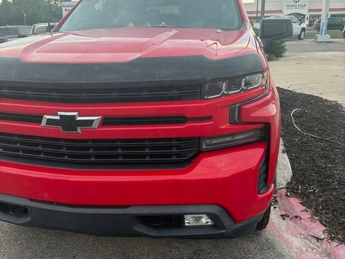 Used 2022 Chevrolet Silverado 1500 RST w/ Z71 Off-Road Package AWD/4WD image 2
