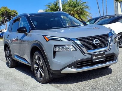 Used 2022 Nissan Rogue Platinum w/ Head-Up Display Package