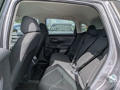 Used 2025 Honda HR-V LX image 12