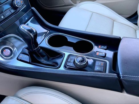 Used 2019 Nissan Maxima 3.5 SL w/ Floor Mat Group image 16