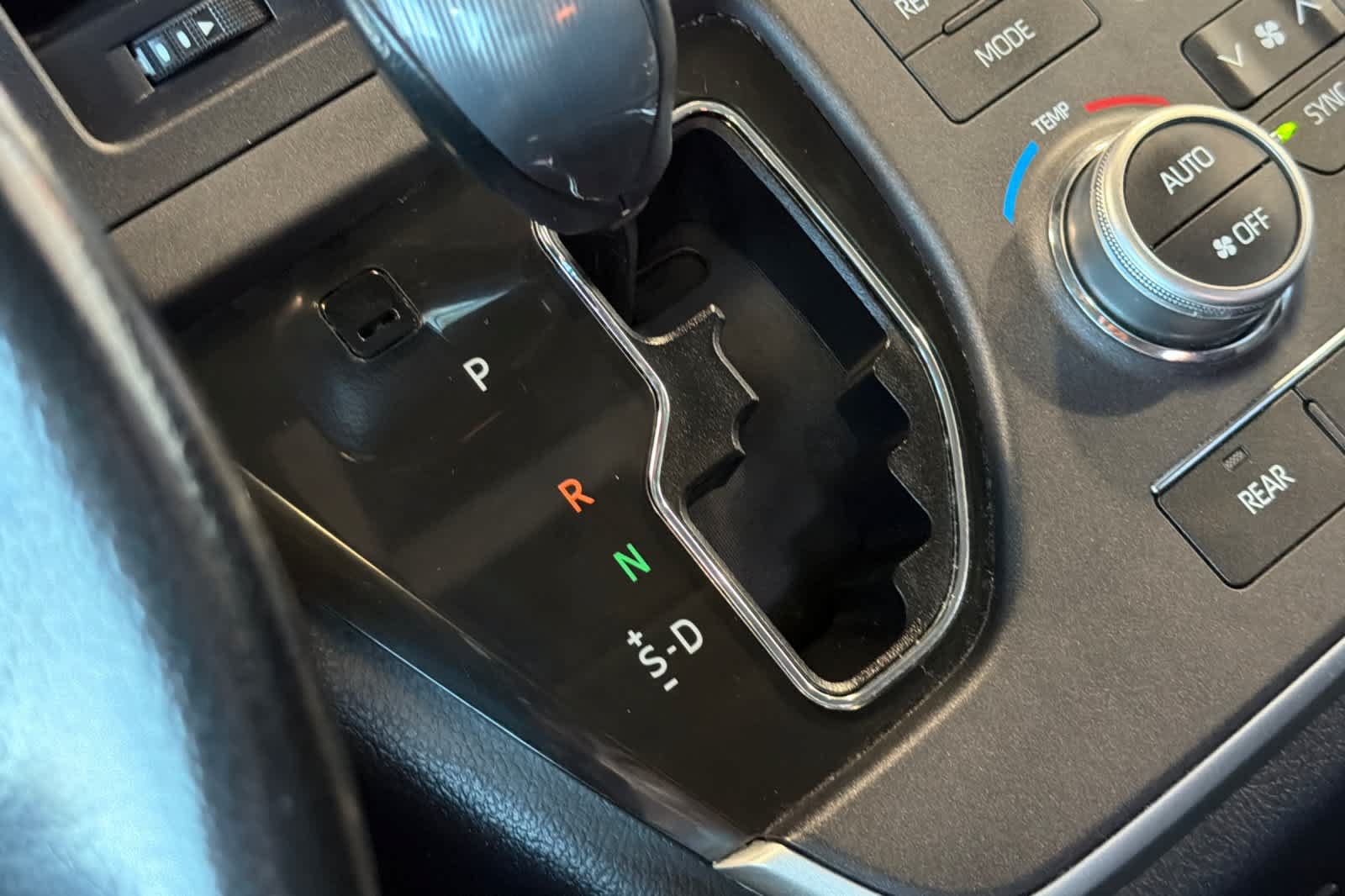 Used 2020 Toyota Sienna SE Premium AWD/4WD image 26