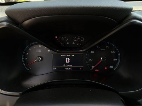 Used 2019 Chevrolet Colorado Z71 AWD/4WD image 17