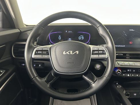 Certified 2025 Kia Telluride S image 25