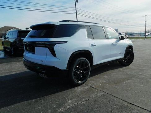 New 2026 Chevrolet Traverse RS w/ LPO, Illumination Package image 7