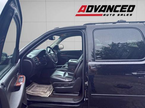 Used 2014 GMC Yukon XL SLT AWD/4WD image 8
