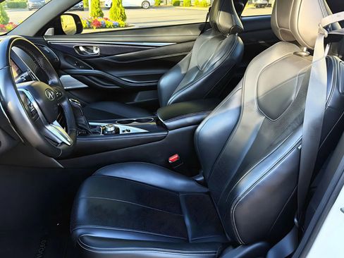 Used 2018 INFINITI Q60 Red Sport 400 w/ Sensory Package 3.0T Sport image 14