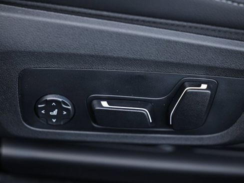 New 2026 BMW M440i M440i w/ Premium Package image 25