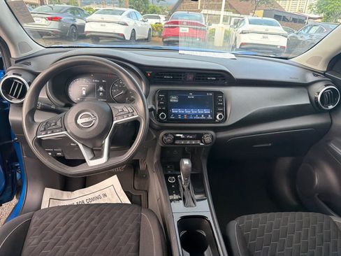 Used 2022 Nissan Kicks SV FWD image 10