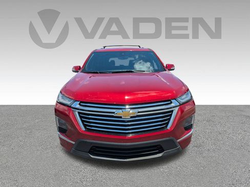 Used 2023 Chevrolet Traverse Premier FWD image 33