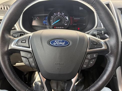 Certified 2019 Ford Edge SEL w/ Equipment Group 201A AWD/4WD image 38