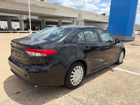 Used 2021 Toyota Corolla LE FWD image 5