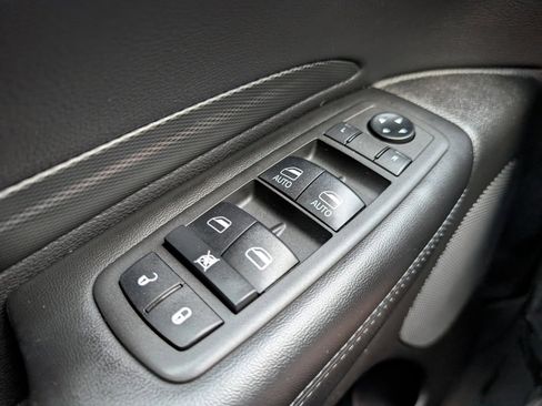 Used 2021 Dodge Durango GT image 38