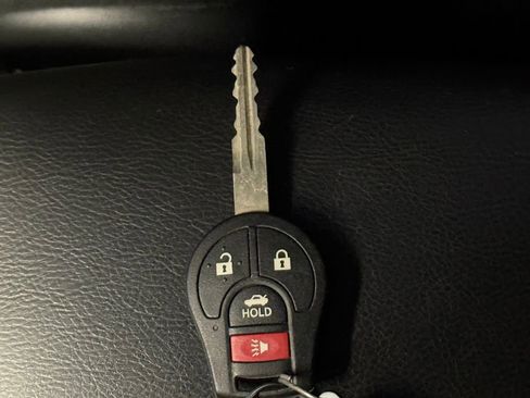 Used 2018 Nissan Sentra S FWD image 17