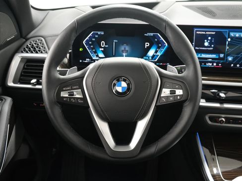 Used 2024 BMW X5 xDrive40i w/ Premium Package AWD/4WD image 13