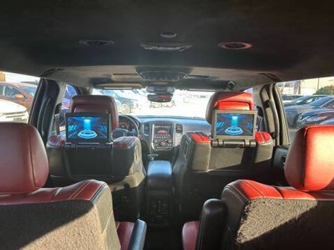 Used 2018 Dodge Durango SRT w/ SRT Interior Appearance Group AWD/4WD image 20