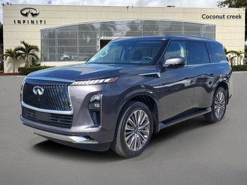 New 2025 INFINITI QX80 Luxe w/ Exterior Package image 2