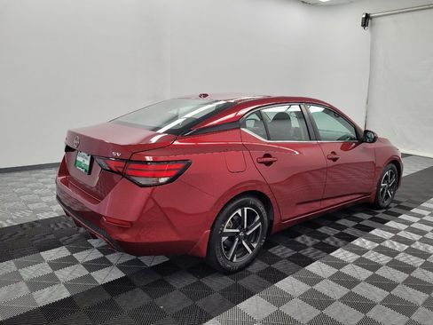 Used 2024 Nissan Sentra SV FWD image 9