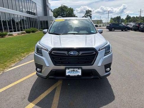 Used 2023 Subaru Forester Limited AWD/4WD image 2