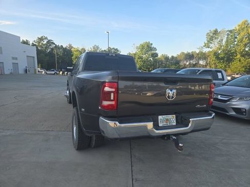 Used 2024 RAM 3500 Tradesman w/ Chrome Appearance Group AWD/4WD image 13