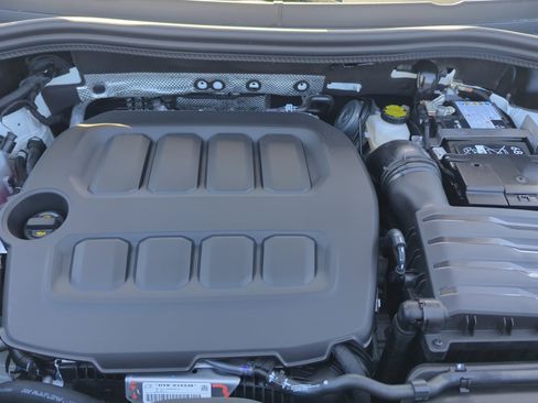 New 2026 Volkswagen Tiguan SEL R-Line AWD/4WD image 20