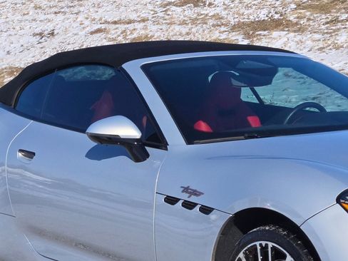 Used 2024 Maserati GranCabrio Trofeo image 10