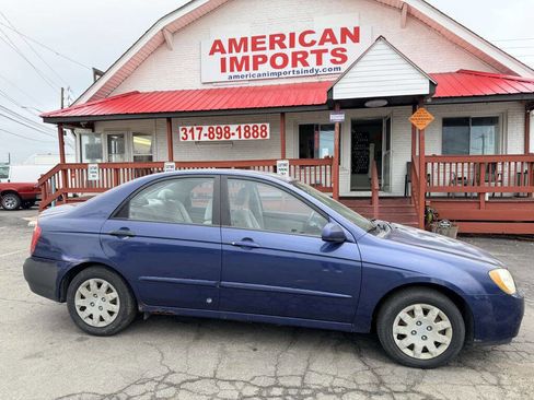 Used 2005 Kia Spectra LX image 1