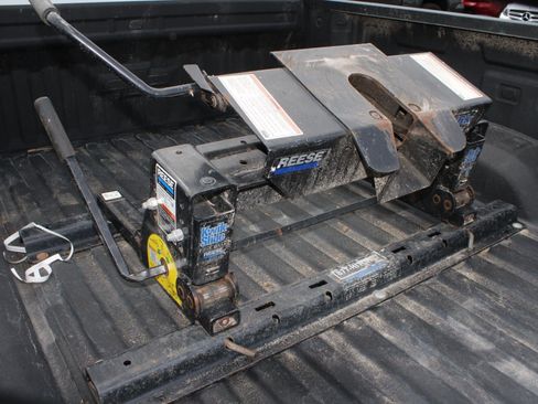 Used 2020 Chevrolet Silverado 2500 LTZ w/ LTZ Plus Package AWD/4WD image 8