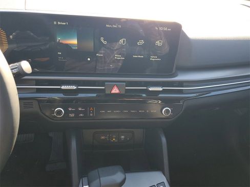 New 2026 Kia Sportage EX image 15