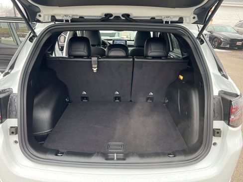 Used 2025 Jeep Compass Limited w/ High Altitude Package image 12