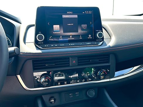 New 2026 Nissan Rogue SV image 21