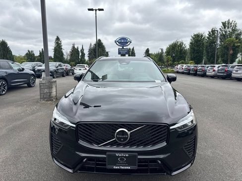 New 2026 Volvo XC60 B5 Plus w/ Protection Package Premier AWD/4WD image 9