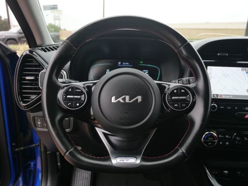 Used 2023 Kia Soul GT-Line image 22