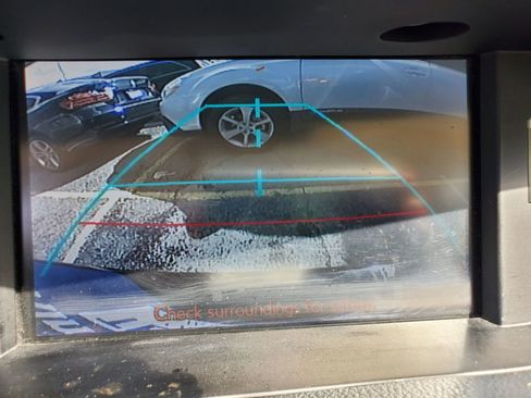 Used 2013 Lexus ES 350 w/ Luxury Pkg image 3