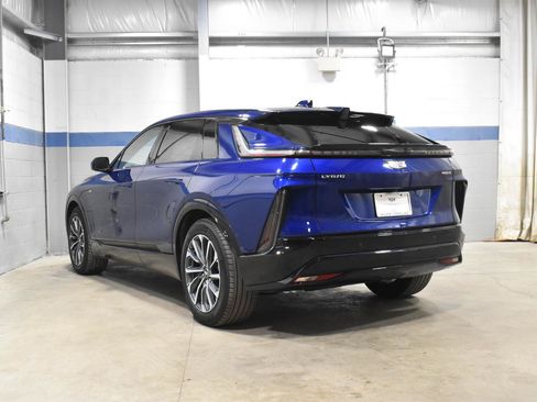 Certified 2024 Cadillac Lyriq Sport RWD image 22
