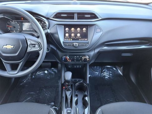 Used 2023 Chevrolet TrailBlazer LT image 10
