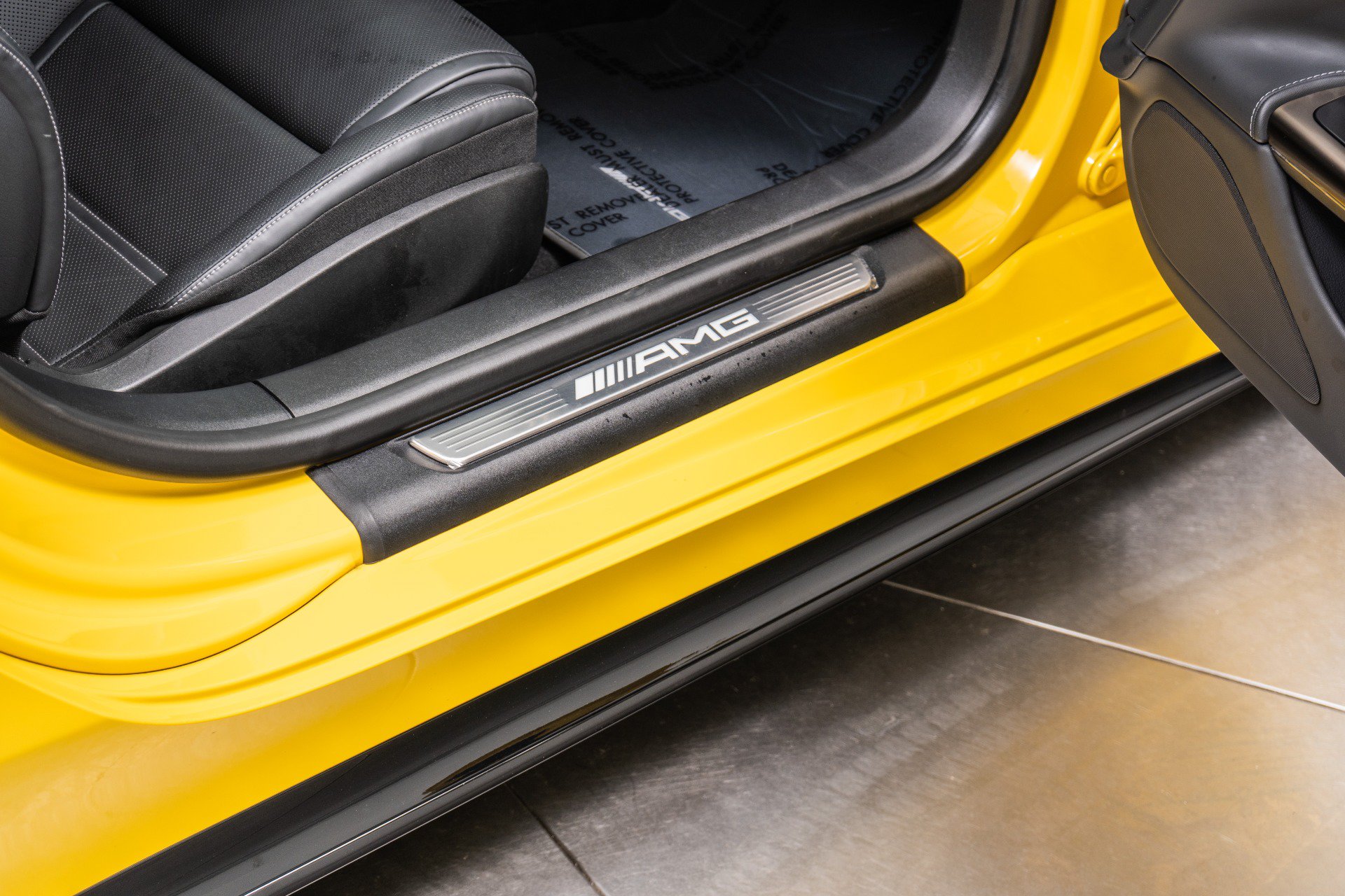 Used 2024 Mercedes-Benz AMG GT 63 image 31