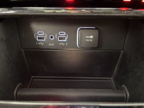 Used 2023 Jeep Grand Cherokee L Limited AWD/4WD image 27