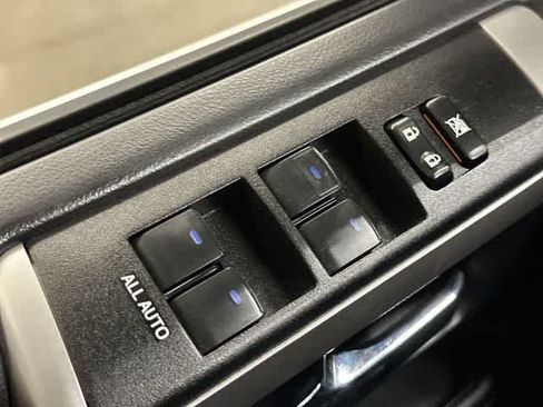 Used 2019 Toyota 4Runner SR5 RWD image 20
